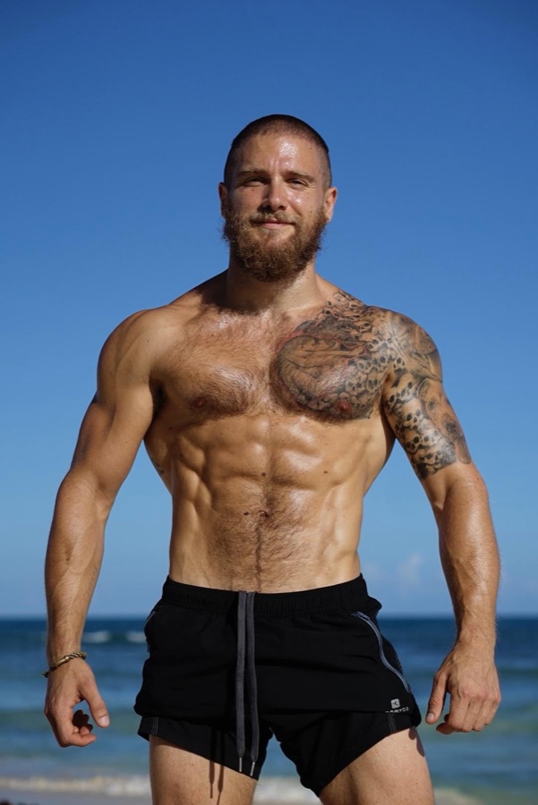 marshall fent on the beach